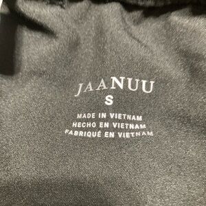 3 pairs of black scrubs. Figs Jaanuu and kitmaz 
All size small bottoms